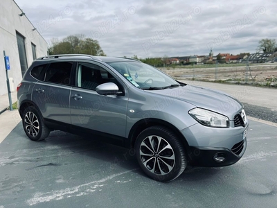 Nissan Qashqai+2