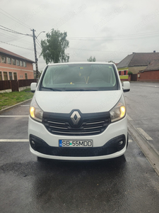 Renault Traffic 8+1