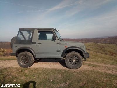 Suzuki Samurai