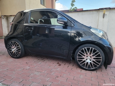 Toyota IQ BATMAN coupe