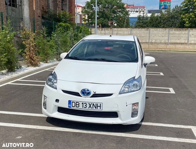 Toyota Prius (Hybrid) Comfort