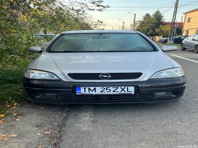 Vand sau schimb cu remorca, Opel Astra 2002, 1600 benzina, stare excelenta