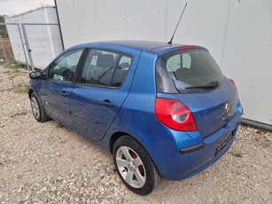 Dezmembrez Clio 3 2007 1,4 16v