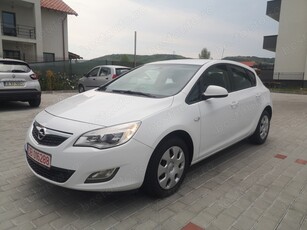 Opel Astra Benzina, Euro 5!