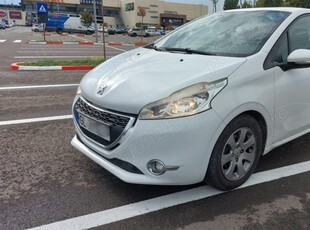 Peugeot 208, 1,4HDI, cutie automata