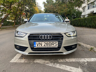 Vand Audi A4 1.8 Benzina