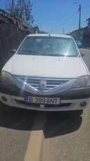 Vând mașină Dacia Logan