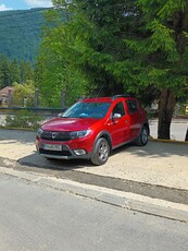 Vând Sandero Stepway