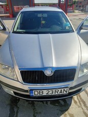 Vând Skoda Octavia 2