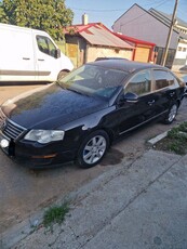 Volkswagen Passat 1.9,an 2009 berlina