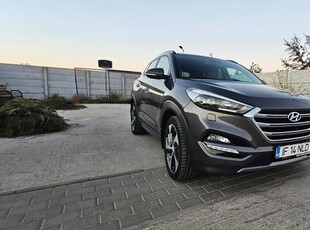 Hyundai Tucson 2.0 CRDI 4WD 6AT Luxury Pack+