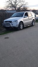 Mercedes benz ML w 163