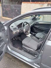 Opel Astra H Wagon limusine