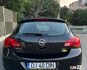 Opel Astra J 1,7 diesel