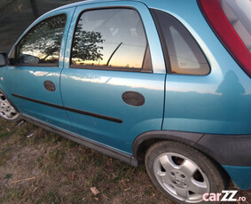 Opel corsa C masina