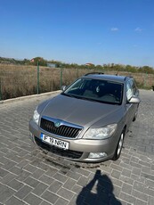 Skoda Octavia Combi 1.6 TDI Ambiente DSG