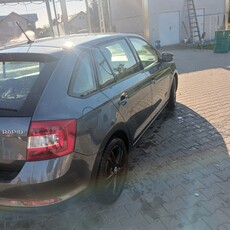 Vând skoda rapid 1.4 2016