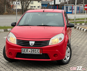 Dacia Sandero*benzina*clima*2 randuri de roti*af.2010*import Germania!