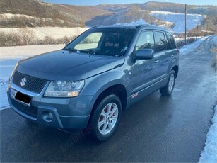 Suzuki grand vitara 2