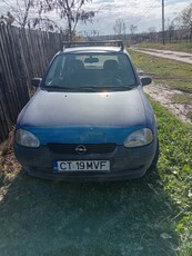 Vând Opel corsa b