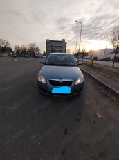 Vând Skoda Fabia II Benzina 1400