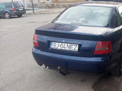 Vând Audi a 4 an 2001 acte la zi 19 dizel preț 1100E