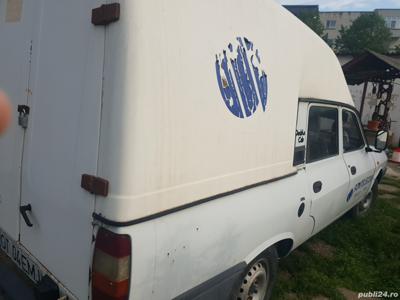 Vand Dacia Papuc acoperita