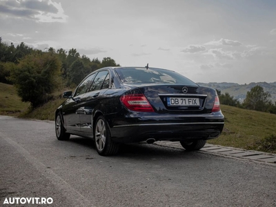 Mercedes-Benz C 220 (BlueTEC) d 7G-TRONIC Avantgarde