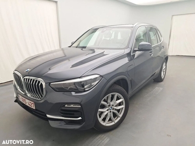 BMW X5 xDrive40i AT MHEV