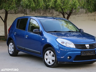 Dacia Sandero 1.2 16V 75 Laureate