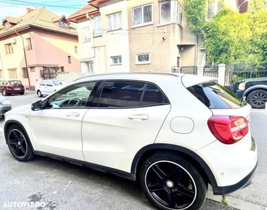 Mercedes-Benz GLA 200 7G-DCT Edition 1