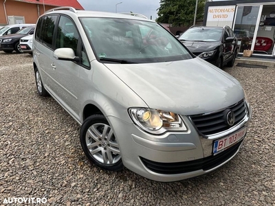 Volkswagen Touran 1.9 TDI DPF DSG United