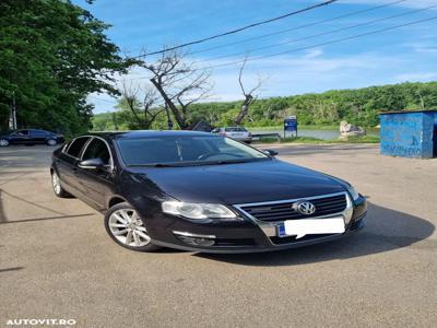 Volkswagen Passat 2.0 TDI DPF BlueMotion Technology Trendline