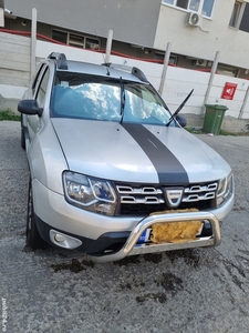 Dacia Duster 4x2 benzina