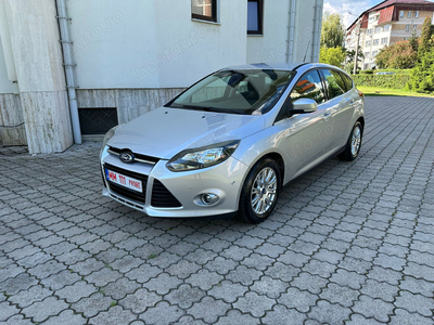 ford focus 1.6 benzina titan