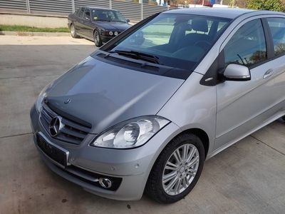 Mercedes Benz clasa A 180 CDi ELEGANCE