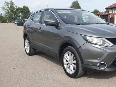 Nissan Qashqai An 2017 E 6 Clima camera 360 Navi