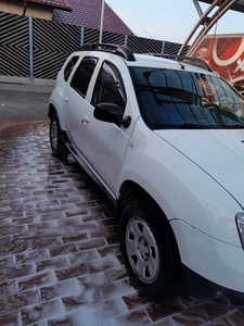 Vând Dacia dastar