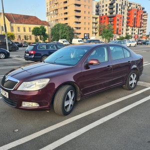 Vând Skoda Octavia an 2011