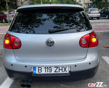 Volkswagen Golf 5 GTI 200 cp