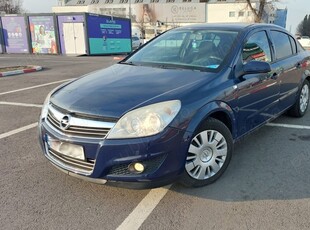 Opel Astra H Sedan 1.6 benzina 2008