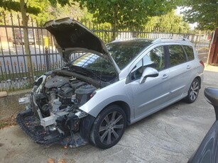 Peugeot 308 hdi sw,150cp Avariat