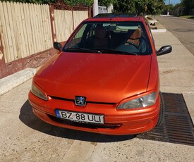 Vând Peugeot 106