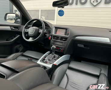 Audi Q5 2.0 TDI Quattro / SPORT / 4x4 / Euro 5