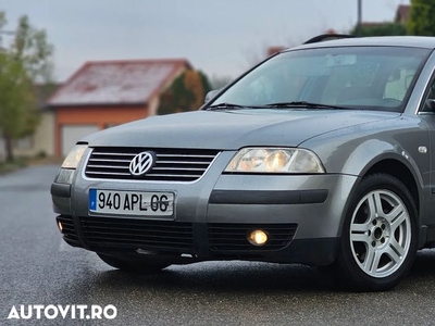 Second hand Volkswagen Passat - 2 650 EUR, 289 000 km - Autovit