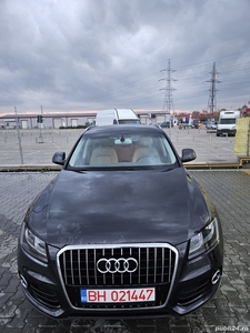 Vând Audi Q5 2014