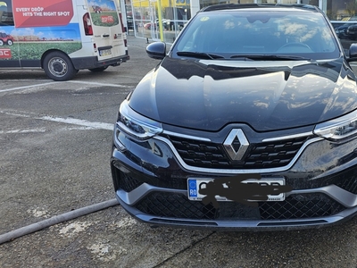 Vand Renault Arkana 145 E-tech hybrid RS line