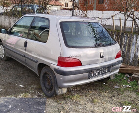 Peugeot 106 benzina