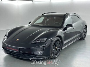 Porsche Taycan Sport Turismo GTS Carbon Bose ACC Vierradlenkung