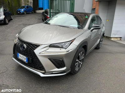 Lexus Seria NX 300h AWD F Sport